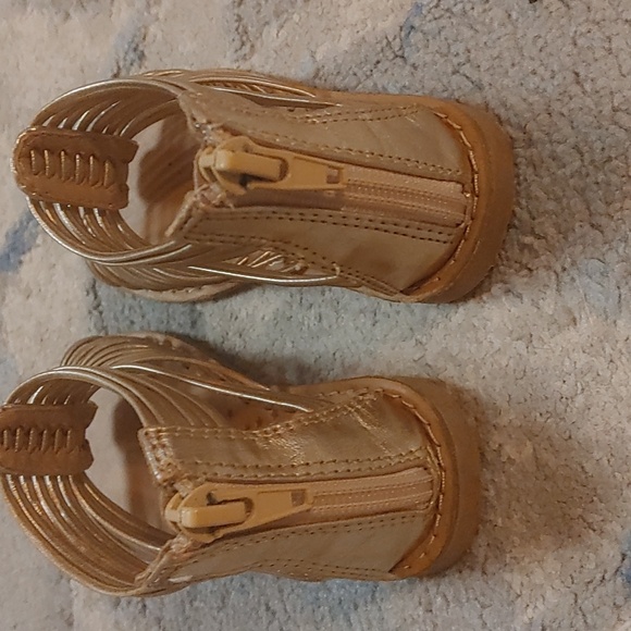 Sandals - Picture 2 of 7